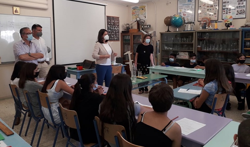 Aifnidiastikh Kai Mystikh Episkepsh Keramews Se Sxoleia Twn Xaniwn Fwto Kriti24 Gr