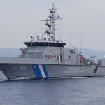 Κρήτη: Επιχείρηση διάσωσης για πατέρα και τα δυο του παιδιά  | Παρασύρθηκαν οι σανίδες κωπηλασίας τους