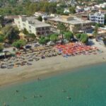 Τι ζητούν κάτοικοι και επιχειρηματίες των Καλυβών μετά το περιστατικό με τον 20χρονο ναυαγοσώστη