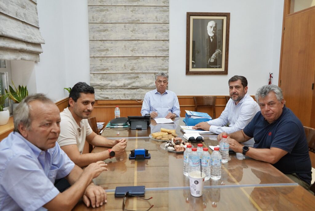 Έργο εκσυγχρονισμού ΤΟΕΒ υπέγραψε ο Περιφερειάρχης Κρήτης