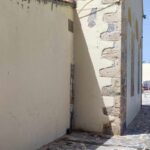 Χανιά: Επαναχρησιμοποιούνται οι κατασχεμένες πινακίδες και τοποθετούνται ξανά με συμβολικά μηνύματα