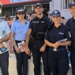 Ενημερωτικά φυλλάδια διένειμαν τροχονόμοι σε γονείς και μαθητές Δημοτικών Σχολείων στη Κρήτη | φωτο