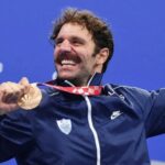 Ο Αντώνης Τσαπατάκης σημαιοφόρος στην Τελετή Λήξης των Παραολυμπιακών