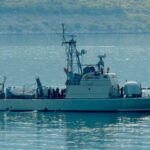Η πυραυλάκατος του Πολεμικού Ναυτικού ΤΠΚ Μαριδάκης στο λιμάνι Αγίου Νικολάου