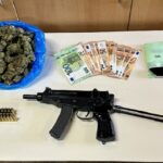 Κρήτη: Είχε ναρκωτικά στο αυτοκίνητο και όπλα στο σπίτι (φώτο)