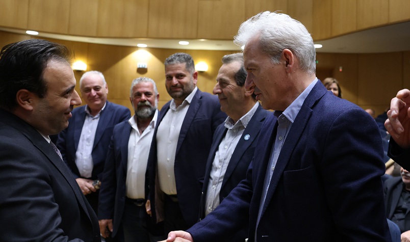 Για τα προβλήματα που δημιουργούν οι τομές εταιρειών τηλεφωνίας στους δρόμους ενημέρωσε τον Υπουργό Ψηφιακής Διακυβέρνησης μεταξύ άλλων ο Δήμαρχος Ηρακλείου
