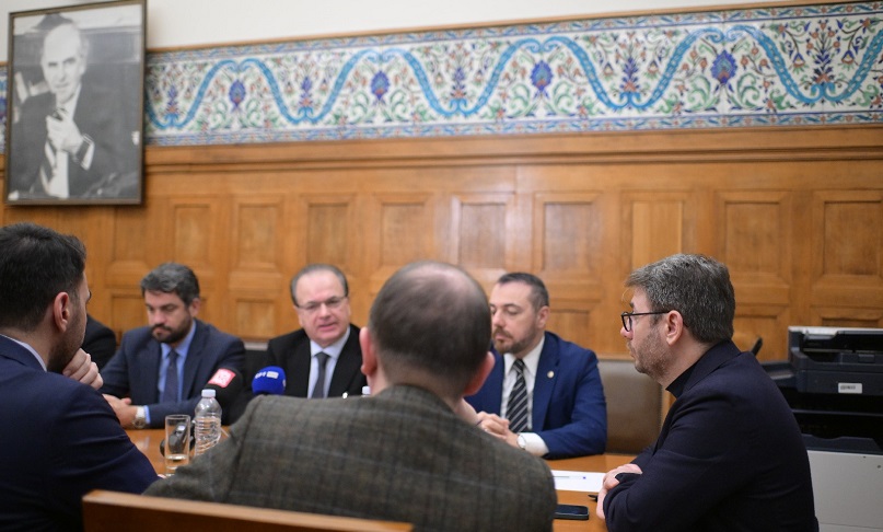 Συνάντηση Δημάρχων της Κρήτης με Ν. Ανδρουλάκη για τη διαχείριση των νερών
