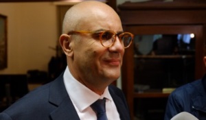 Τάσος Βάμβουκας: Το «ψυγείο» ανήκει στην πόλη και όχι σε ξενοδοχειακές επιχειρήσεις