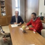 Υπεγράφη η σύμβαση κατασκευής τοιχίων αντιστήριξης και περιφράξεων στους οικισμούς του Δήμου Ρεθύμνης