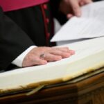 Τέσσερις ψηφοφορίες σήμερα στο κονκλάβιο των καρδιναλίων για την εκλογή του νέου Πάπα