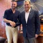 Κούβελος στον προπονητή του Καραλή: «Ξέρω ότι στο Λος Αντζελες ο Μανόλο θα ξεπεράσει τα 6,20»
