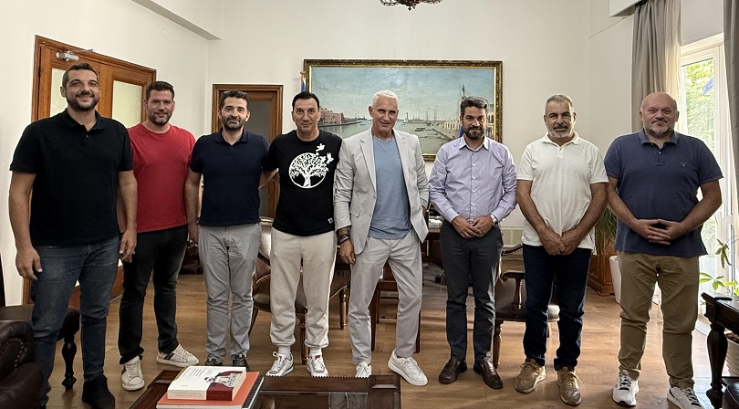 Στον Δήμαρχο Χανίων, ο νέος Πρόεδρος της ΠΑΕ Χανιά, Δημήτρης Δρόσος