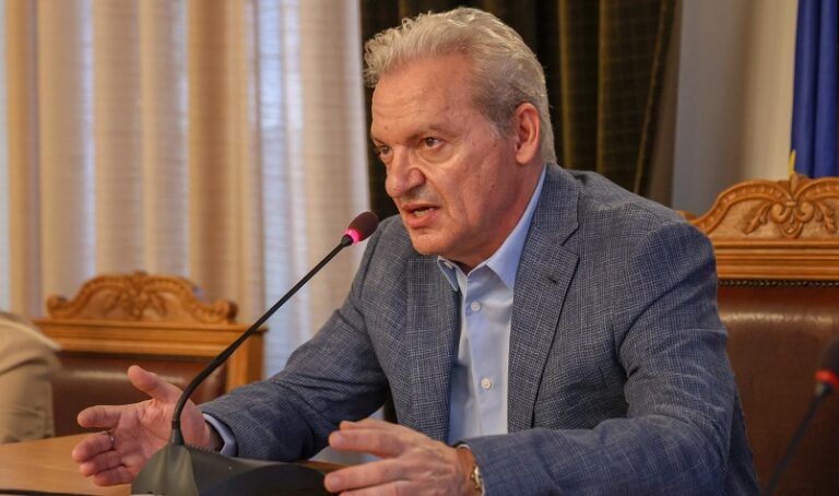Αλέξης Καλοκαιρινός: Να τεθούν δημόσια οι συνολικές λύσεις και να γίνει αναλυτική ενημέρωση των τοπικών κοινωνικών