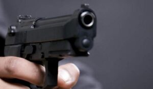 Κρήτη: 50χρονος μπήκε με όπλο σε δομή αστέγων | Το όπλο αποδείχθηκε ψεύτικο