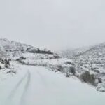 Ντύθηκαν στα λευκά πολλές περιοχές της Κρήτης (φώτο & video)