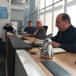 Σύσκεψη για τον επανακαθορισμό των ορίων   του παλαιού και του νέου αιγιαλού στον Κουμπέ