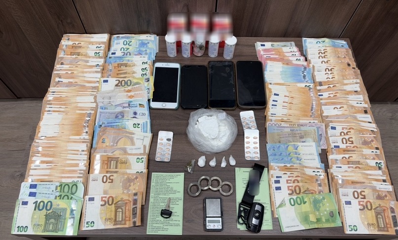 Κρήτη: Συλλήψεις για κοκαΐνη, κάνναβη και χάπια (φώτο)