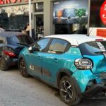 Χανιά: Τρομακτικό τροχαίο στο κέντρο της πόλης τα ξημερώματα | Έπεσε με σφοδρότητα σε άλλο όχημα (φώτο)