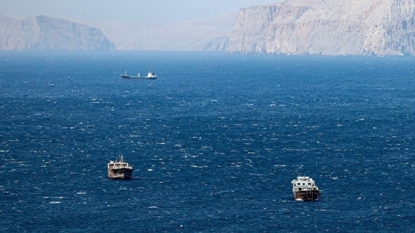 Τα Στενά του Ορμούζ θα είναι κλειστά μέχρι την άρση του αποκλεισμού των ΗΠΑ