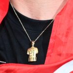 Χανιώτης χρυσοχόος δημιούργησε τα κολιέ που φόρεσαν οι παίκτες της ΑΕΚ (φωτο)