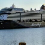 Χανιά: Προερχόμενο από τα Στενά του Ορμούζ το Mein Schiff 5 “έδεσε” στο λιμάνι της Σούδας