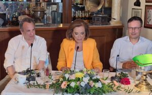 Χανιά: Παρουσιάστηκε το βιβλίο του Αλέξη Πατέλη για την πορεία της ελληνικής οικονομίας| φωτο