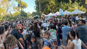 Χαμόγελα, γεύσεις και χιλιάδες επισκέπτες στην 1η Γιορτή Παγωτού στον Δημοτικό Κήπο Χανίων (φώτο)