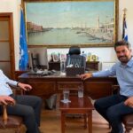 O Δήμαρχος Χανίων συναντήθηκε με τον Πρ.της ΠΕΔ Κρήτης και Δήμαρχο Ρεθύμνης Γιώργη Μαρινάκη