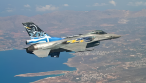 115 ΠΜ: Εκπαιδευτική πτήση του αεροσκάφους της ομάδας “Ζευς” στο Ακρωτήρι