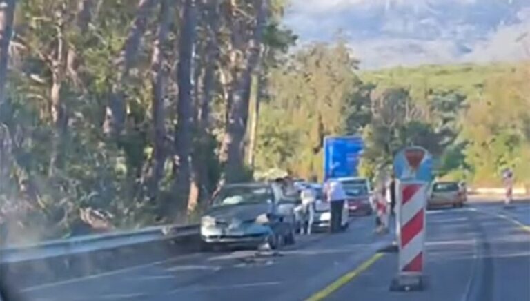 Χανιά: Τροχαίο ατύχημα στον ΒΟΑΚ (φώτο)