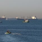 Δεξαμενόπλοια με πετρέλαιο του Ιράν διασχίζουν το στενό του Ορμούζ