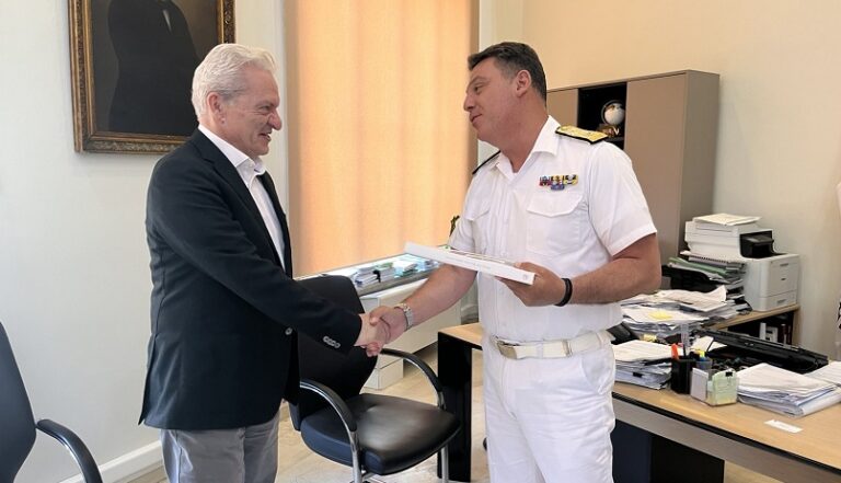 Συνάντηση του Δημάρχου Ηρακλείου με τον Περιφερειακό Διοικητή του Λιμενικού Σώματος Κρήτης