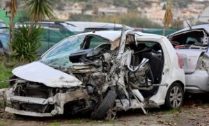 Οικογένεια Παναγιώτη Καρατζή: «Ποιος άφησε τον οδηγό της Porsche να φύγει;»