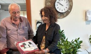 Δωρεά απινιδωτή στο ΚΑΠΗ Αρκαλοχωρίου