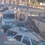 Κρήτη: Τρελή κούρσα αυτοκινήτου | “Προσγειώθηκε” πάνω σε τέσσερα σταθμευμένα ΙΧ (φώτο)