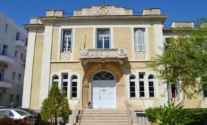 ΔΗΠΕΘΕ Κρήτης: Ανοιχτό κάλεσμα σε καλλιτέχνες για τη θεατρική περίοδο 2026-2027