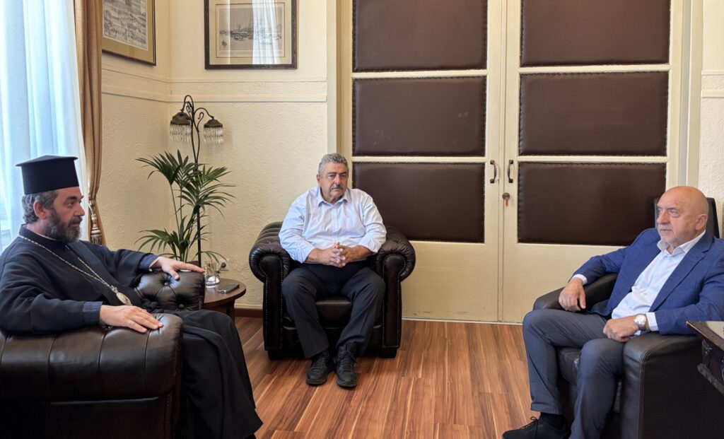 Συνάντηση Καλογερή με Μητροπολίτη Λάμπης, Συβρίτου και Σφακίων