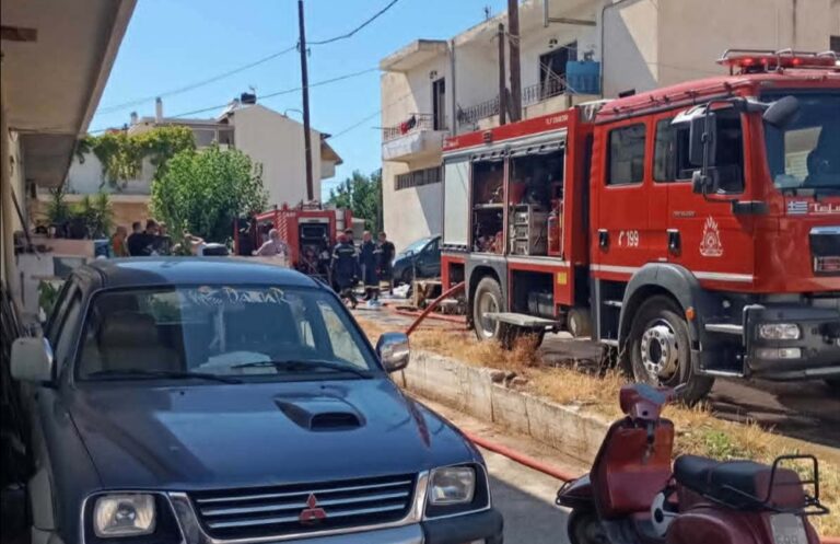 Χανιά: Έσβησε η φωτιά σε αποθήκη στον Κουμπέ | φωτο