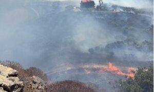Ρέθυμνο: Μαίνεται το νέο μέτωπο φωτιάς στο Κουρταλιώτικο φαράγγι – Εκκενώθηκε η Μονή Πρέβελης