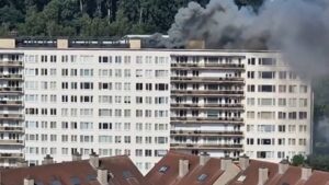 Αμβέρσα: Τουλάχιστον πέντε νεκροί από τη μεγάλη πυρκαγιά σε πολυκατοικία – Δεκάδες τραυματίες
