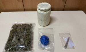 Κρήτη: Σύλληψη 23χρονου με χασίς (φώτο)