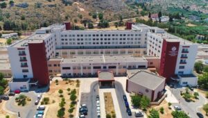 Νοσοκομείο Χανίων: Αντίθετη η Διοίκηση στη μετατροπή κτιρίου σε Κέντρο Alzheimer – Ζητά παιδικό σταθμό