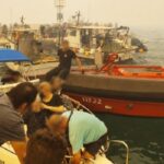 Σε εξέλιξη επιχείρηση εκκένωσης δια θαλάσσης στον Άγιο Βασίλειο Βοιωτίας-Μεγάλη πυρκαγιά στην περιοχή