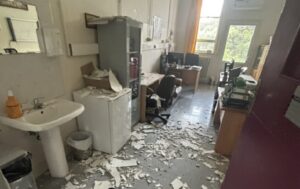 Βενιζέλειο Νοσοκομείο: Κατέρρευσε οροφή σε γραφείο ιατρών (φώτο)