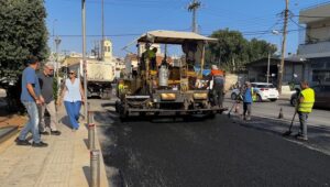 Ηράκλειο: Στα έργα ασφαλτόστρωσης στην Λ. Ικάρου ο Αλέξης Καλοκαιρινός