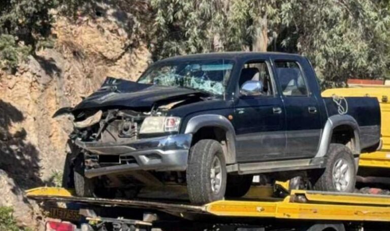 Κρήτη: Αγροτικό συγκρούστηκε με φορτηγό (φώτο)