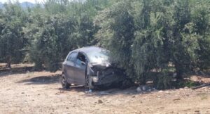 Κρήτη: Αυτοκίνητο εξετράπη της πορείας του και κατέληξε σε ελιές