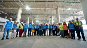 Ηράκλειο: Υπογράφηκε στο υπό κατασκευή νέο Διεθνές Αεροδρόμιο η σύμβαση για τα συστήματα αεροναυτιλίας (φώτο)