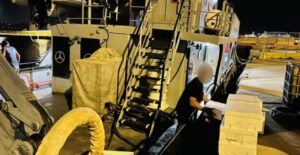 Χανιά: Έκλεβαν τα ψάρια μέσα από τους κλωβούς του ΕΛΚΕΘΕ στη Σούδα (φωτογραφίες)