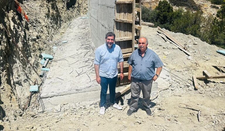 Αυτοψία Αντιπεριφερειάρχη Λασιθίου στην κοινότητα Μουρνιών για το έργο αποκατάστασης πρανών στο επαρχιακό οδικό δίκτυο